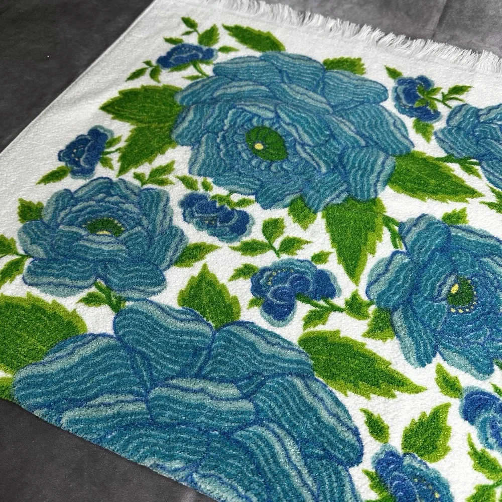 Vintage Fieldcrest Floral Blue‎ Bath Towel 1970s Fringe